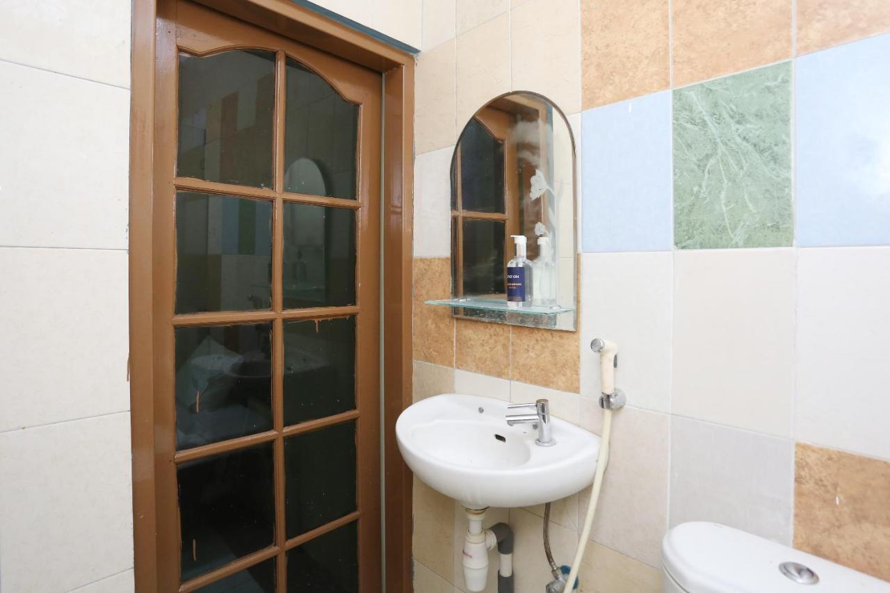 Spot On 2358 Aster Homestay Melati Exterior foto