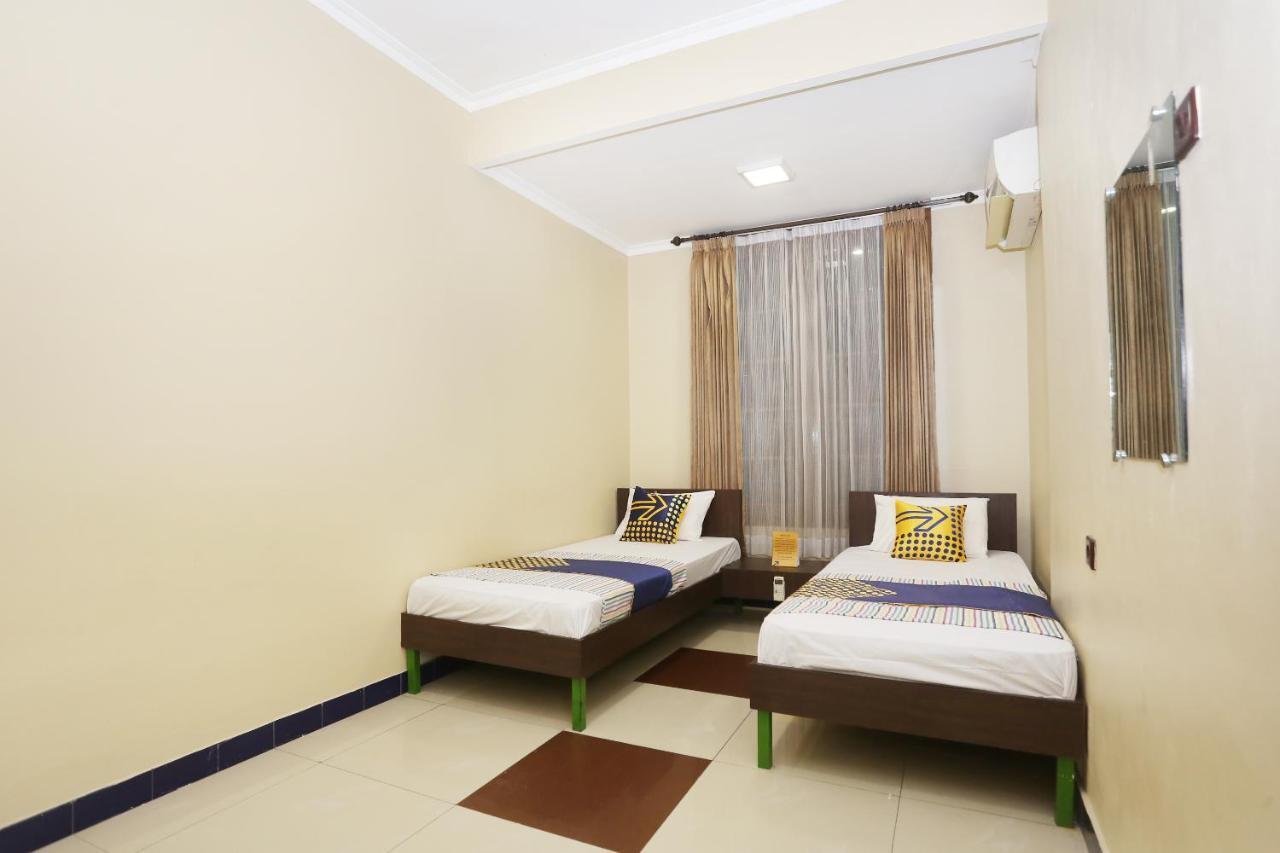 Spot On 2358 Aster Homestay Melati Exterior foto