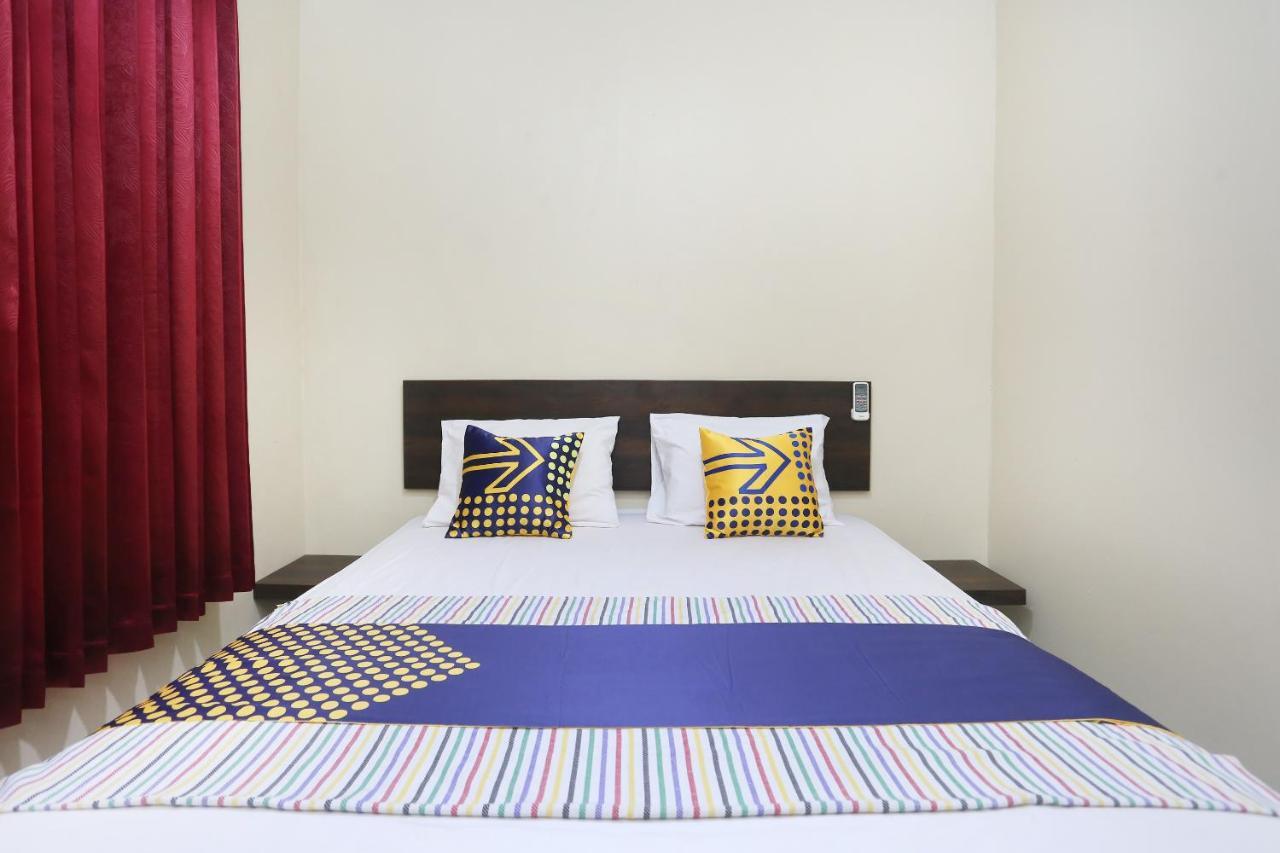 Spot On 2358 Aster Homestay Melati Exterior foto